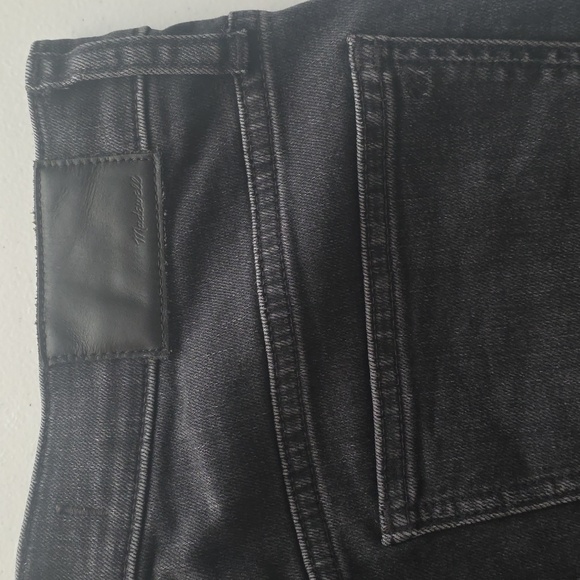 Madewell Black High-Waisted Button Up Jeans - Picture 3 of 5